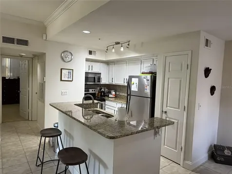 498 N Pin Oak Place Longwood FL 32779