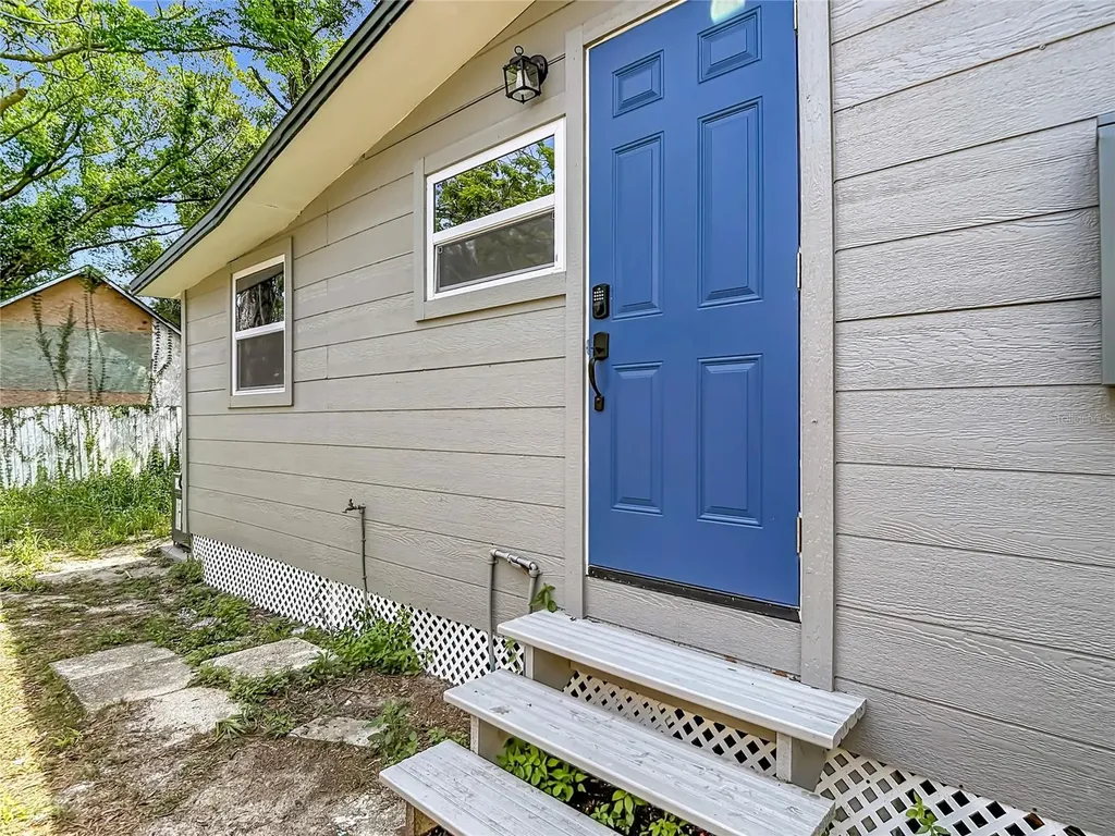 9219 N 13th Street Tampa FL 33612