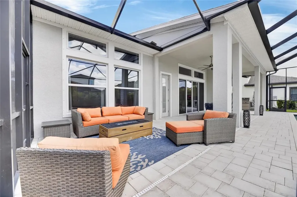 5515 Madrigal Way Apollo Beach FL 33572