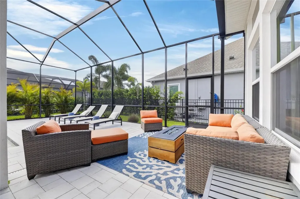 5515 Madrigal Way Apollo Beach FL 33572
