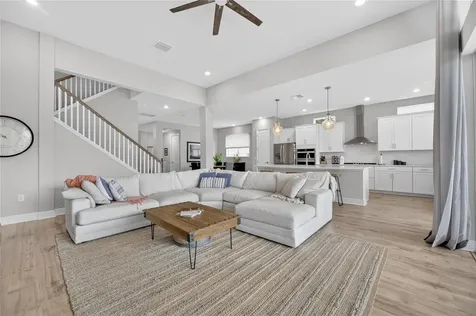 5515 Madrigal Way Apollo Beach FL 33572