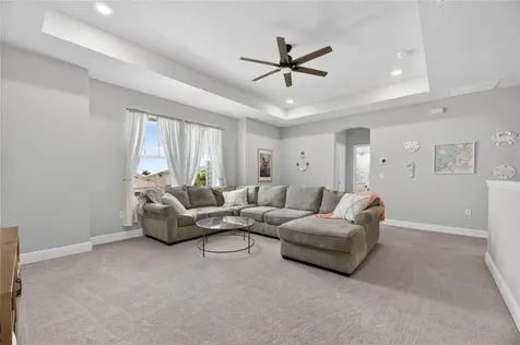 5515 Madrigal Way Apollo Beach FL 33572
