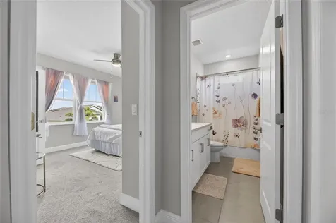 5515 Madrigal Way Apollo Beach FL 33572