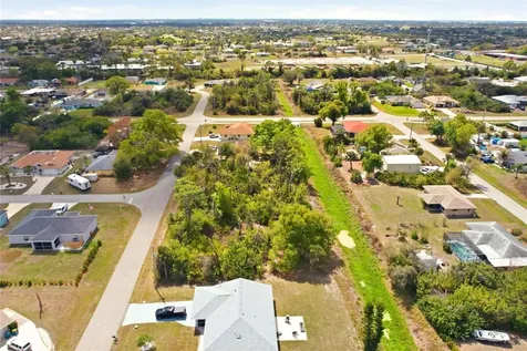 7449 Teaberry Street Englewood FL 34224