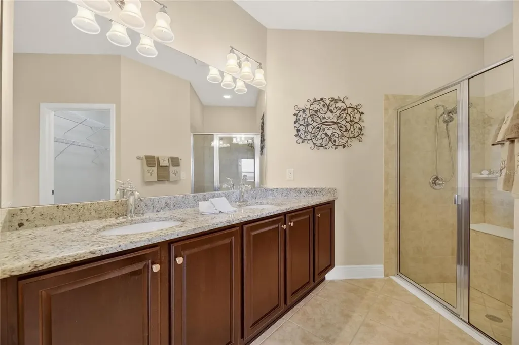5474 Sunset Falls Drive Apollo Beach FL 33572