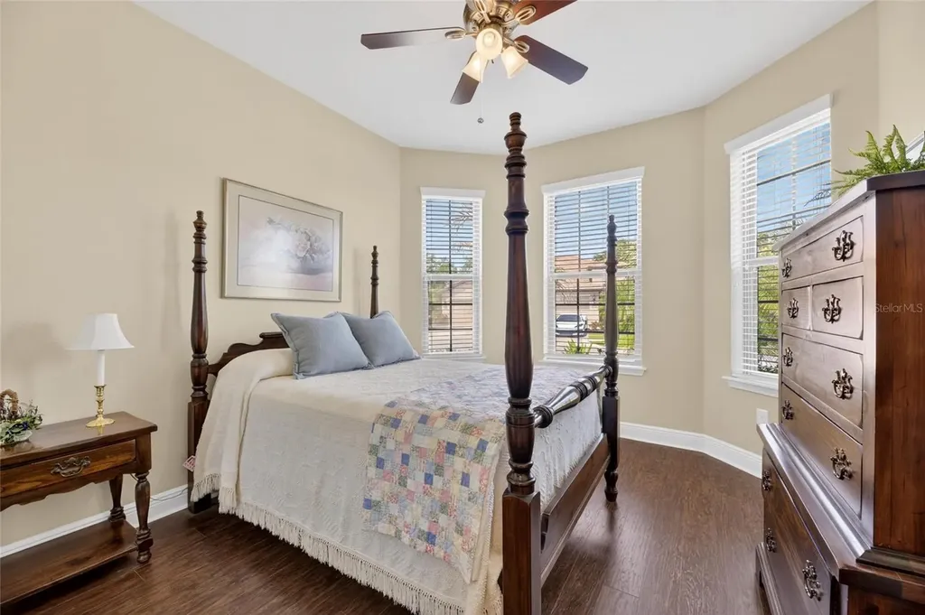 5474 Sunset Falls Drive Apollo Beach FL 33572