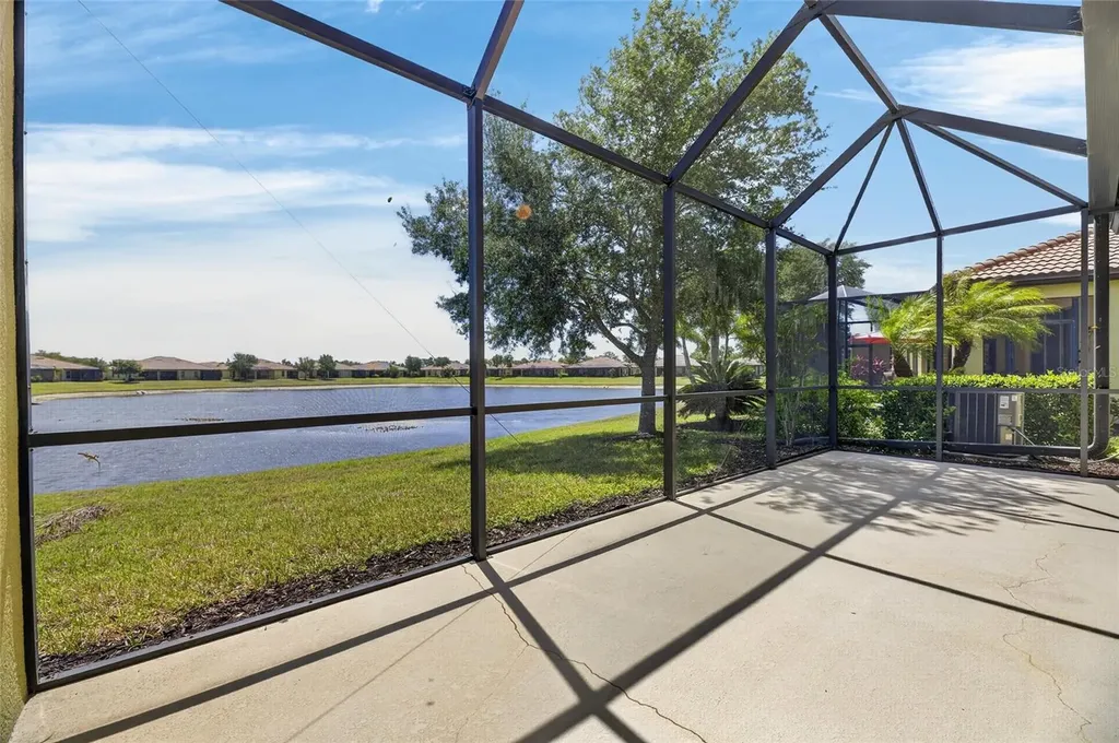 5474 Sunset Falls Drive Apollo Beach FL 33572