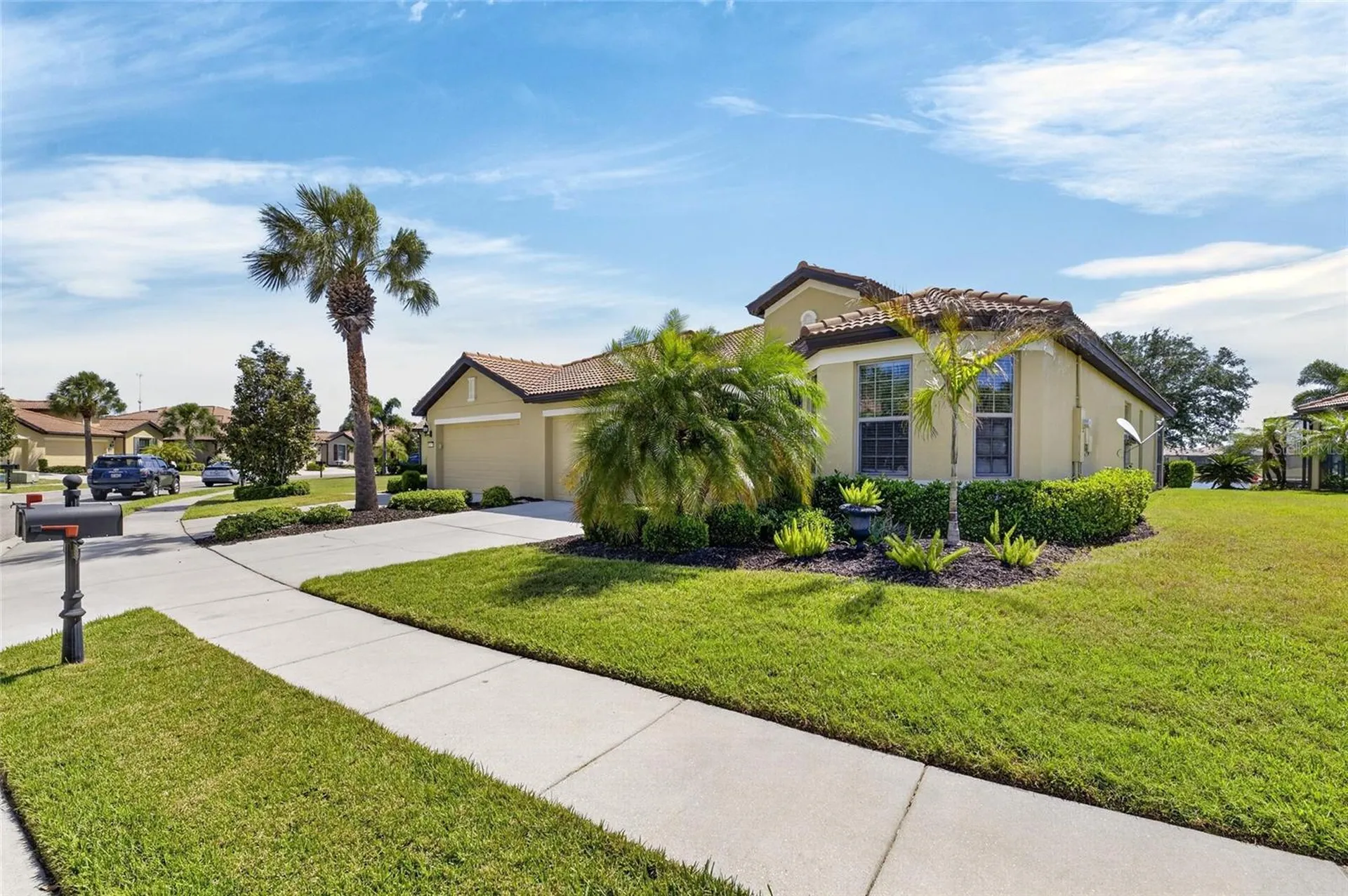 5474 Sunset Falls Drive Apollo Beach FL 33572