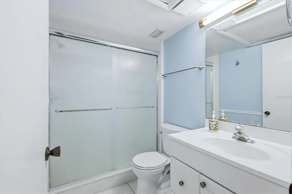 4528 Longwater Sarasota FL 34235