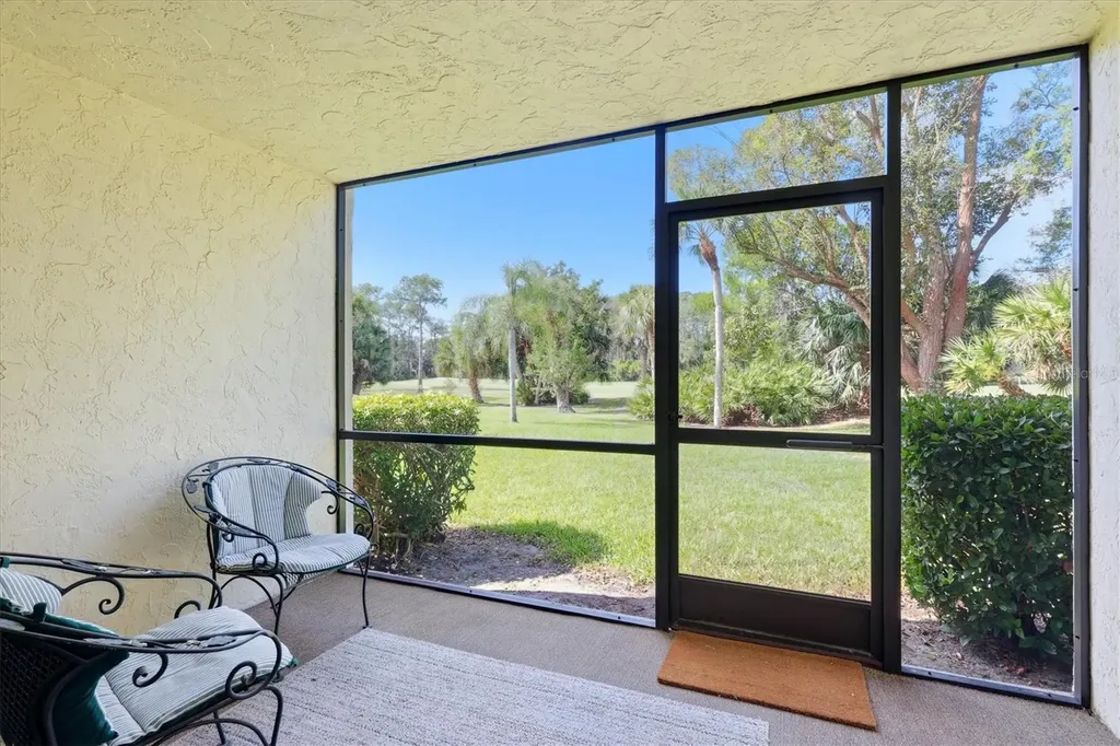4528 Longwater Sarasota FL 34235