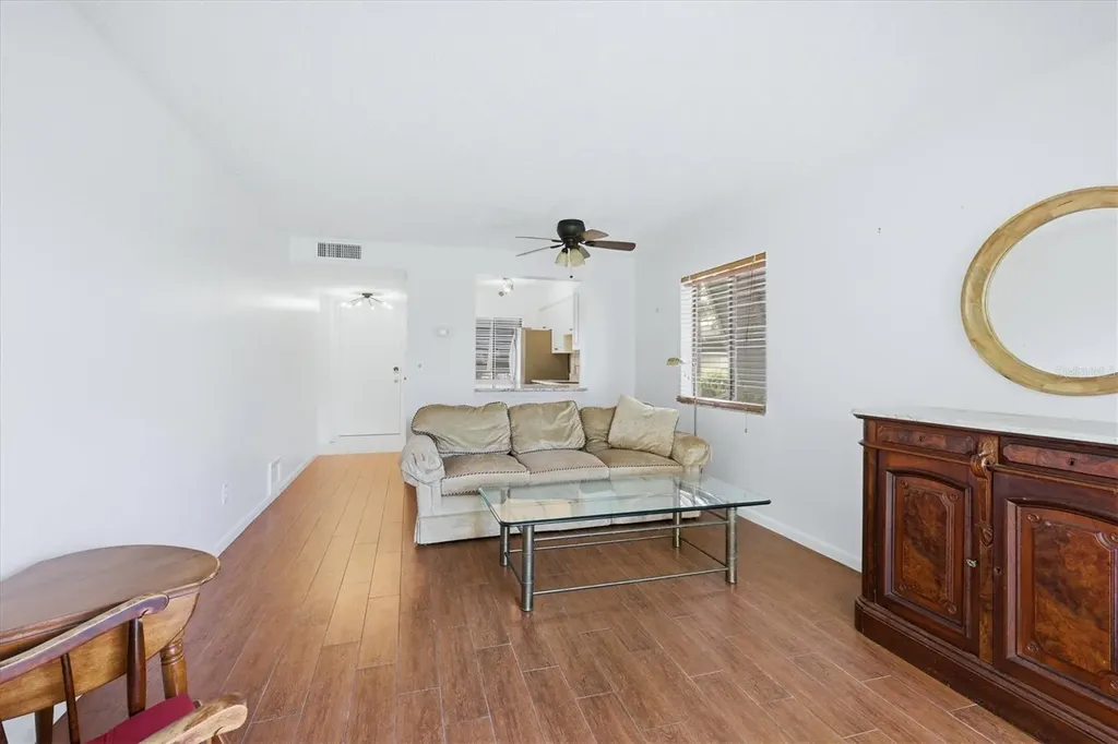 4528 Longwater Sarasota FL 34235