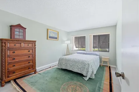 4528 Longwater Sarasota FL 34235