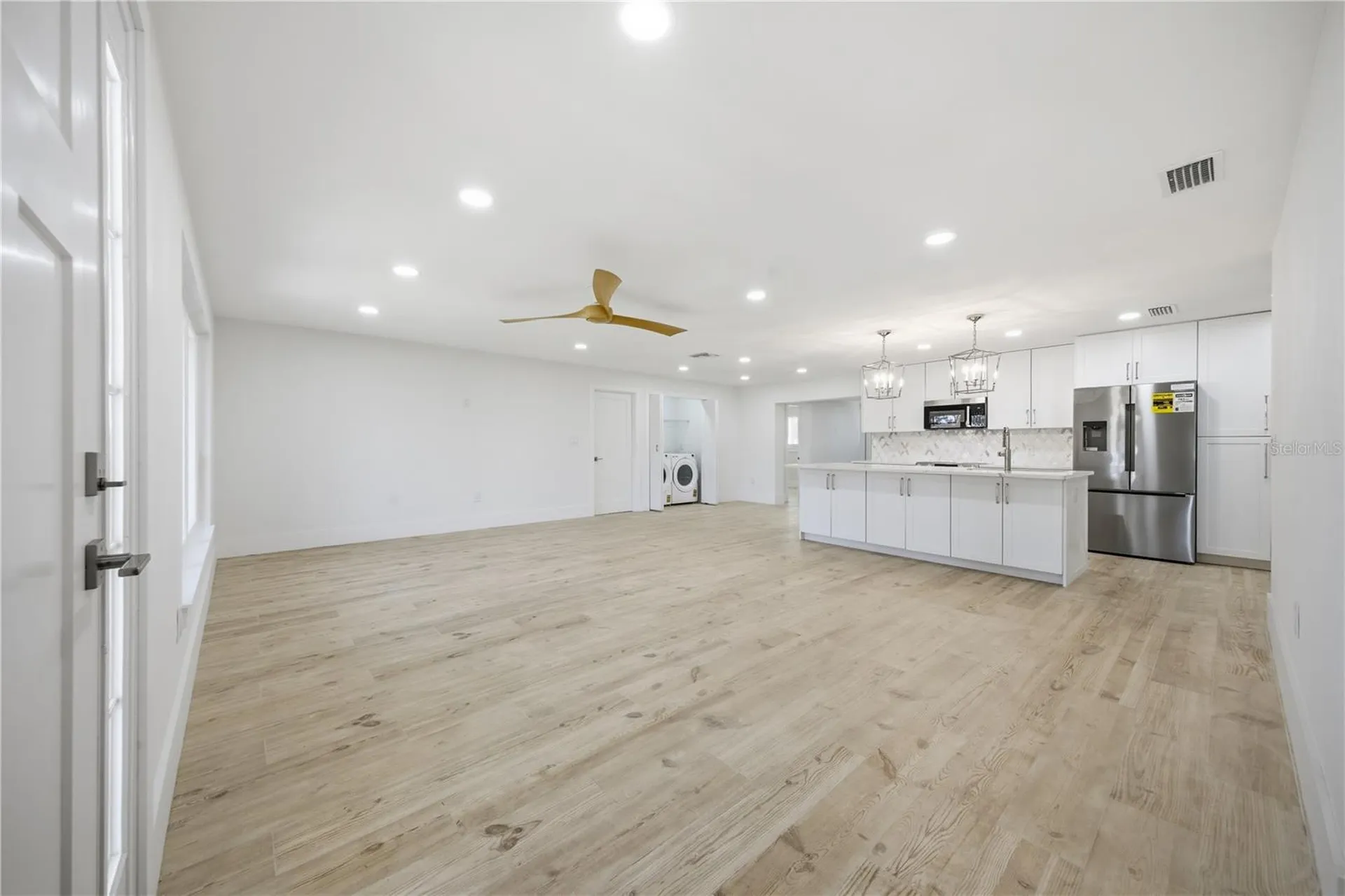 1301 62nd Terrace S St Petersburg FL 33705
