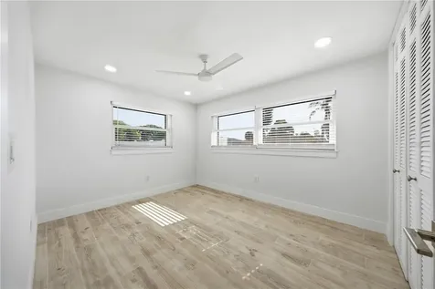 1301 62nd Terrace S St Petersburg FL 33705
