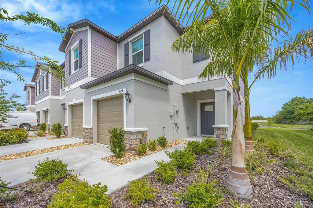 2524 Sunray Venus Way Ruskin FL 33570