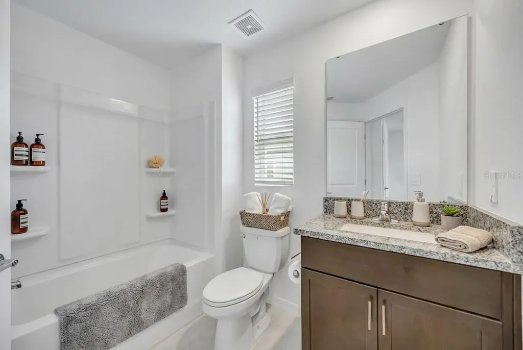 2524 Sunray Venus Way Ruskin FL 33570