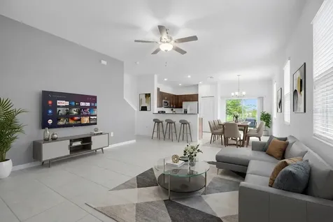 2524 Sunray Venus Way Ruskin FL 33570