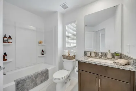 2524 Sunray Venus Way Ruskin FL 33570