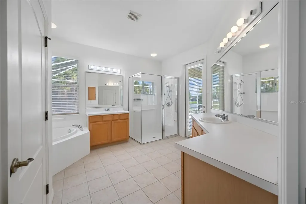 5806 New Paris Way Ellenton FL 34222