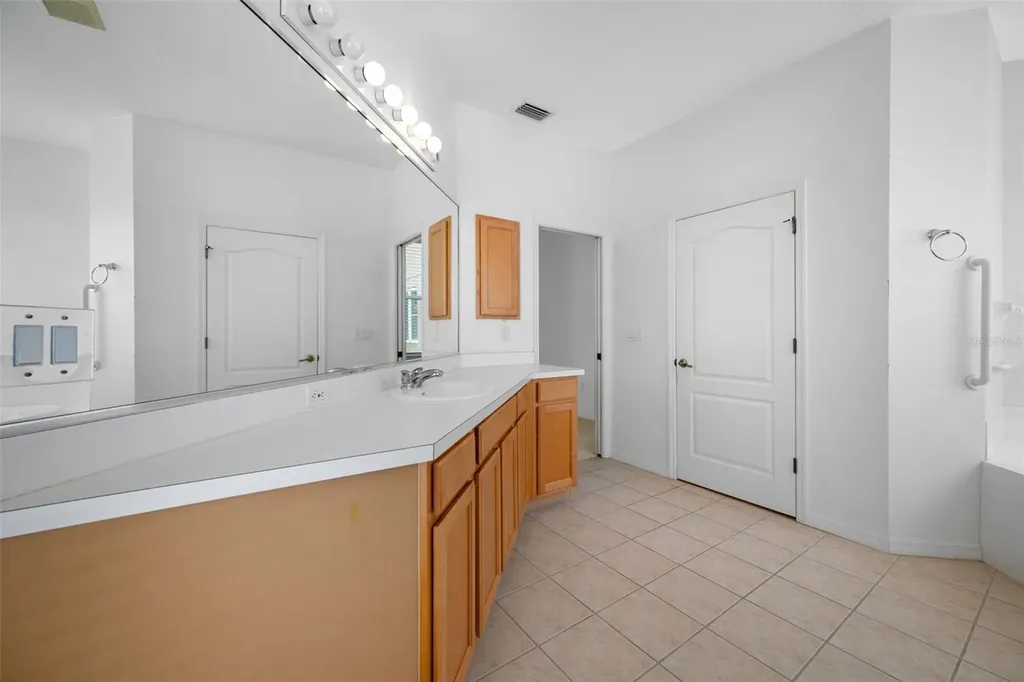 5806 New Paris Way Ellenton FL 34222