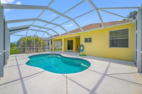 5806 New Paris Way Ellenton FL 34222