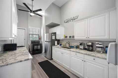 5806 New Paris Way Ellenton FL 34222