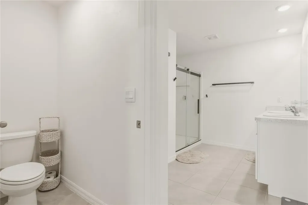 2114 NW 246th Terrace Newberry FL 32669