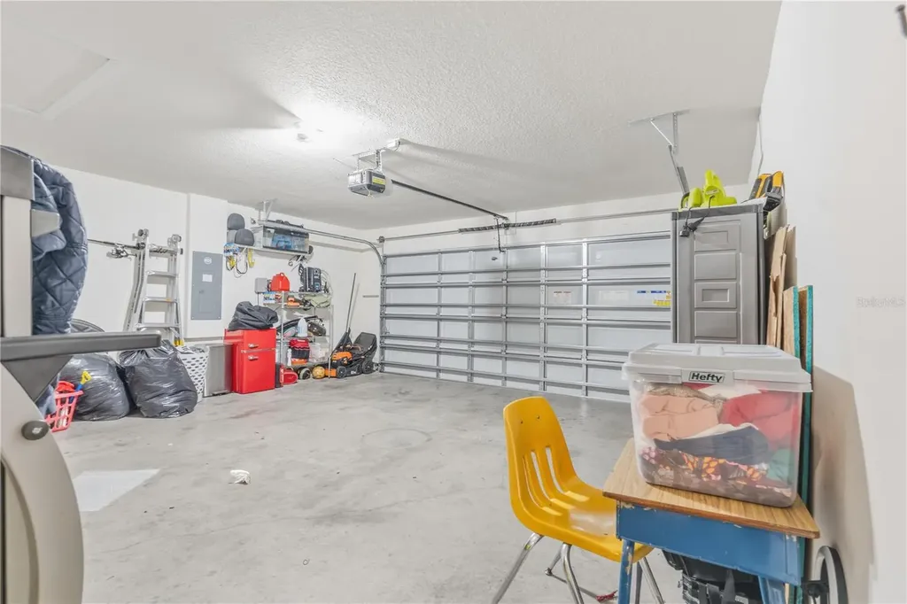 2114 NW 246th Terrace Newberry FL 32669