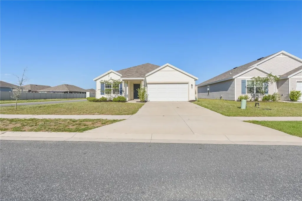 2114 NW 246th Terrace Newberry FL 32669