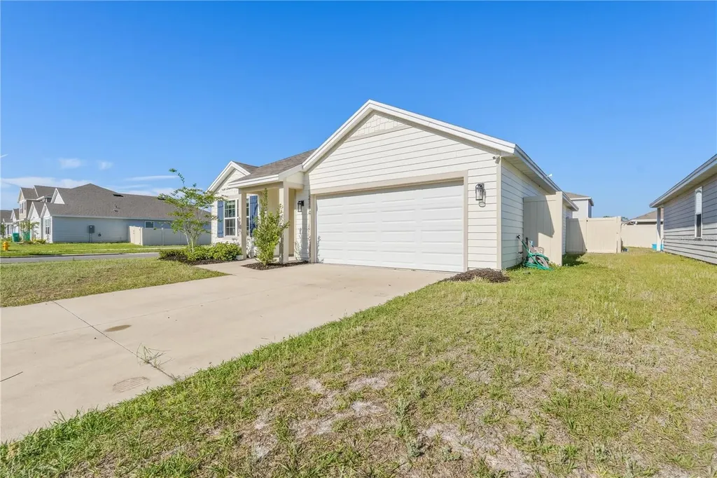 2114 NW 246th Terrace Newberry FL 32669
