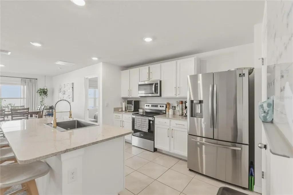 2114 NW 246th Terrace Newberry FL 32669