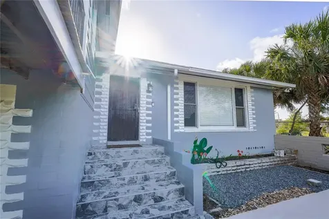 1208 N Halifax Avenue Daytona Beach FL 32118