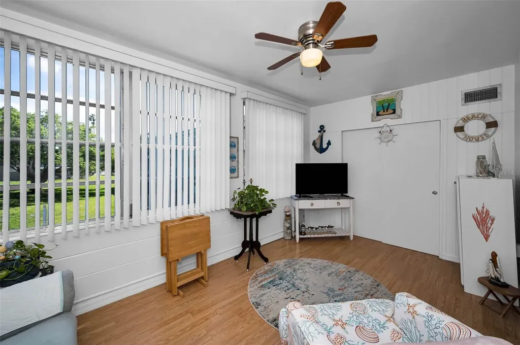 2043 Denmark Street Clearwater FL 33763