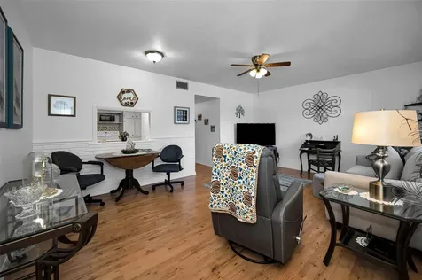 2043 Denmark Street Clearwater FL 33763