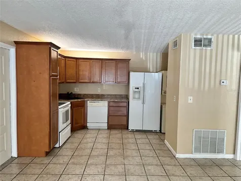 8205 Sun Spring Circle Orlando FL 32825