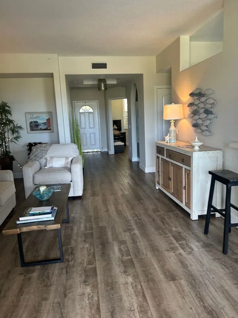 940 Cooper Street Venice FL 34285