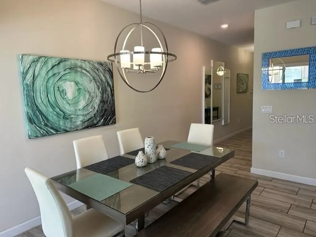 1608 Moon Valley Drive Davenport FL 33896