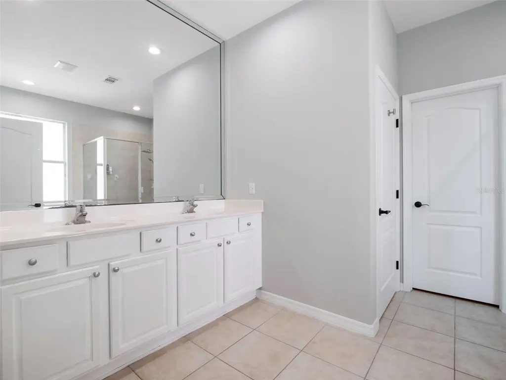13156 Hatherton Circle Orlando FL 32832