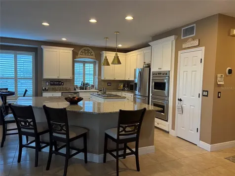 889 Eagle Claw Court Lake Mary FL 32746