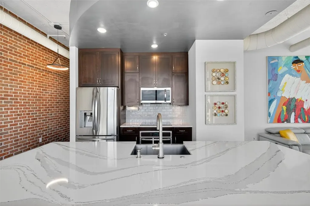 175 2nd Street S St Petersburg FL 33701
