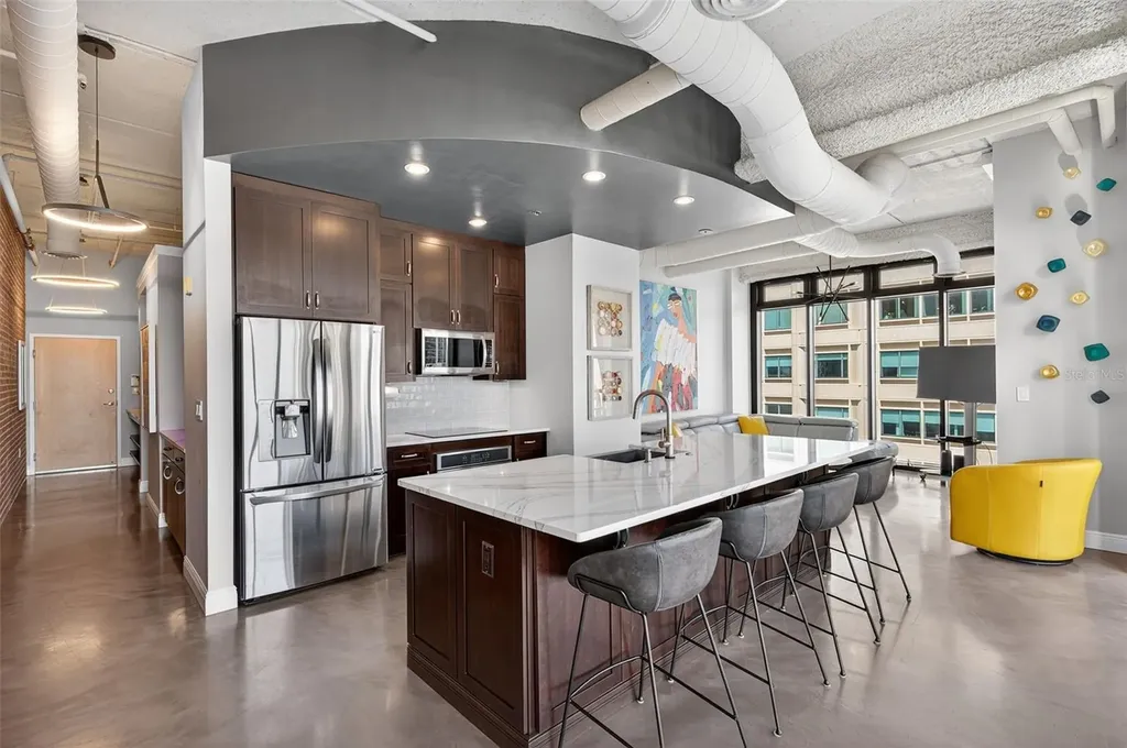 175 2nd Street S St Petersburg FL 33701