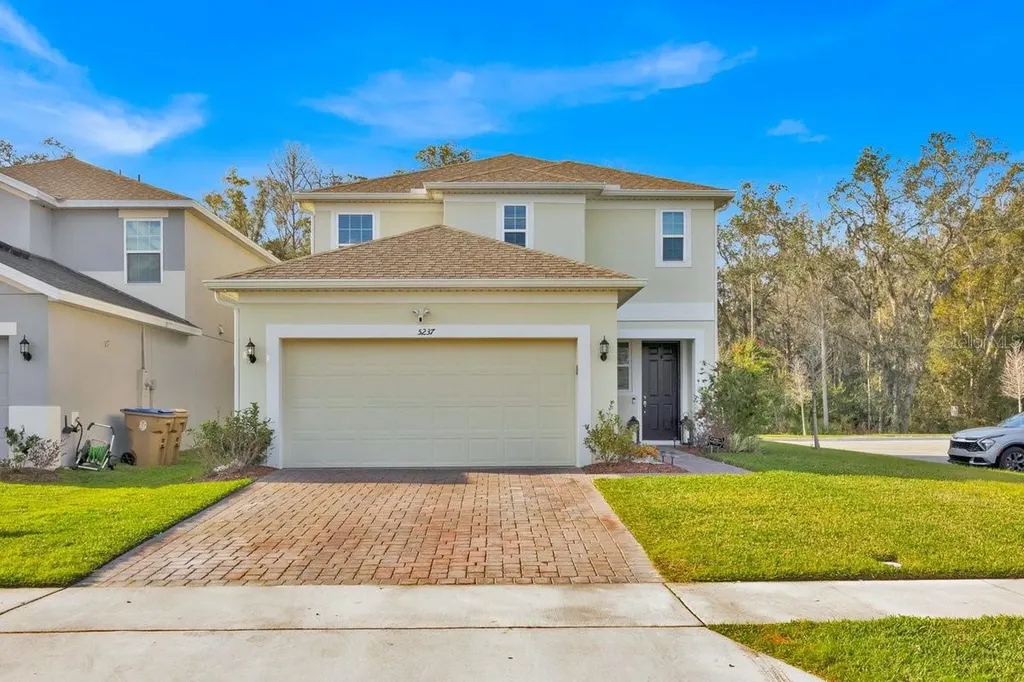 5237 Royal Point Avenue Kissimmee FL 34746