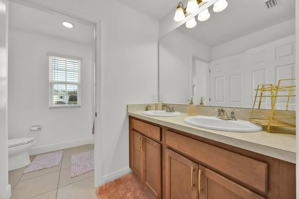 5237 Royal Point Avenue Kissimmee FL 34746