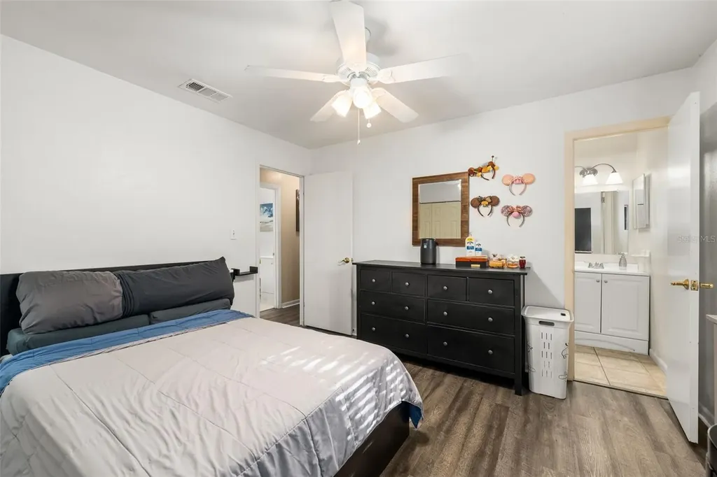 6502 NW 27th Terrace Gainesville FL 32653
