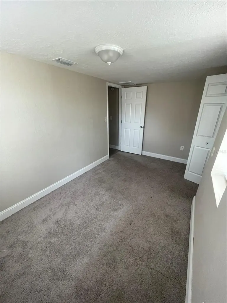 1109 Blanche B Littlejohn Trail Clearwater FL 33755