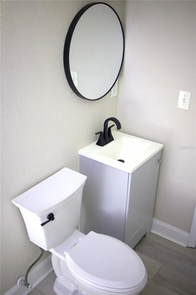 1109 Blanche B Littlejohn Trail Clearwater FL 33755