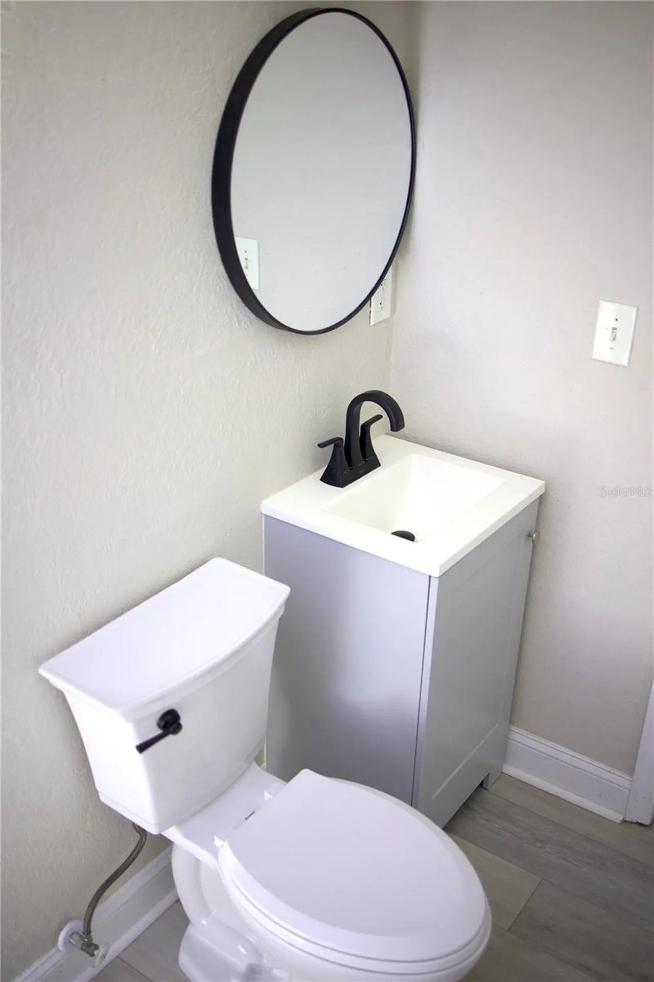 1109 Blanche B Littlejohn Trail Clearwater FL 33755