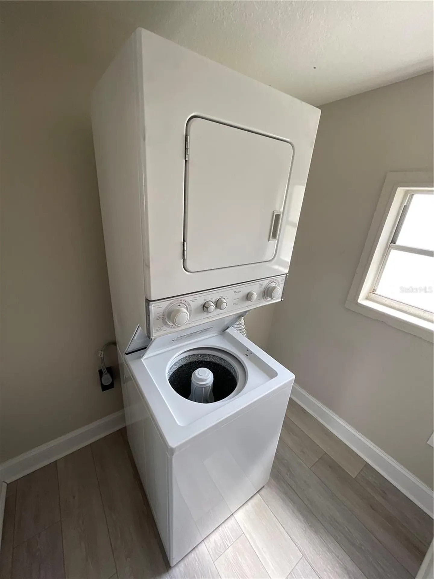 1109 Blanche B Littlejohn Trail Clearwater FL 33755