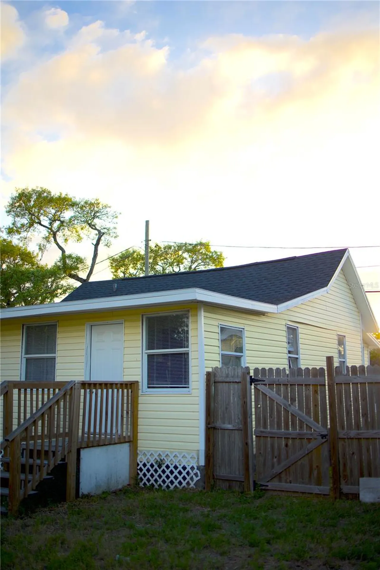 1109 Blanche B Littlejohn Trail Clearwater FL 33755