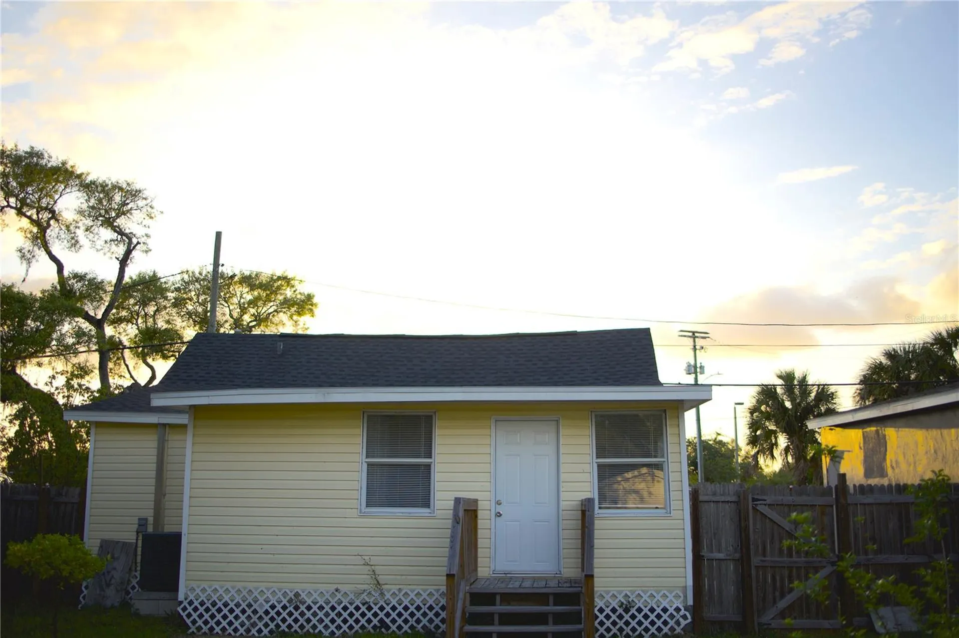 1109 Blanche B Littlejohn Trail Clearwater FL 33755